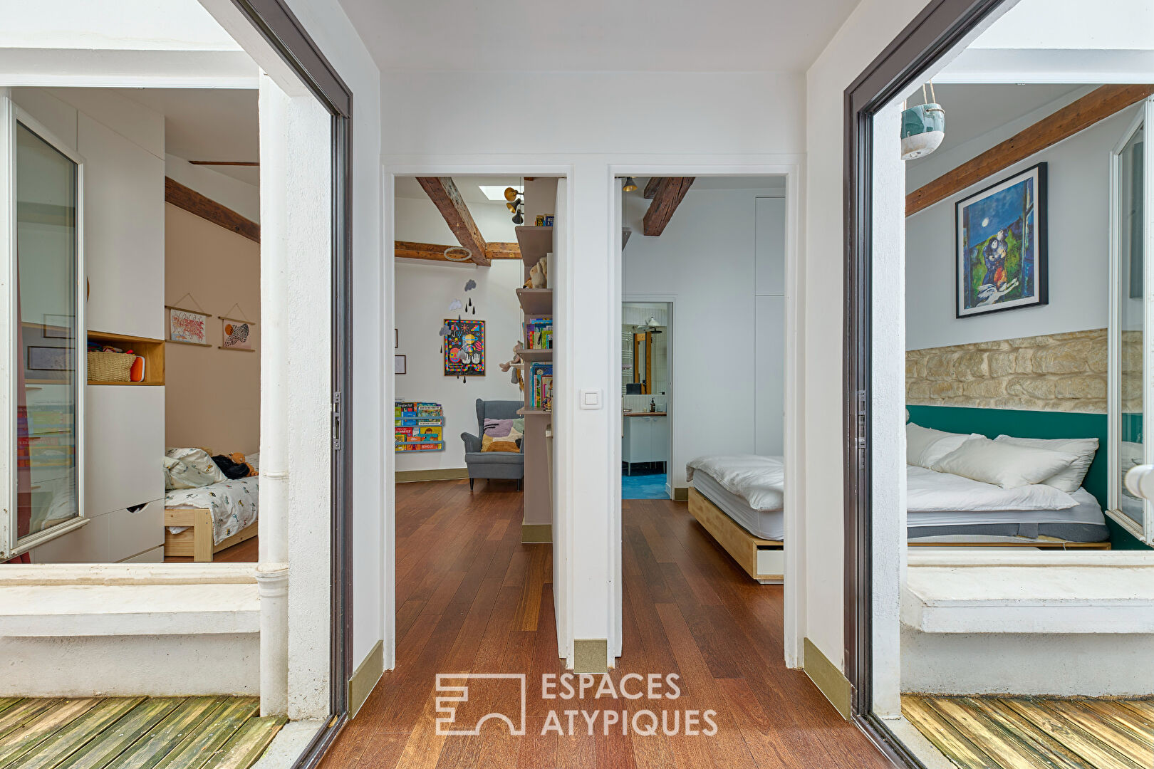 Appartement traversant avec double extérieur proche Village Ramey