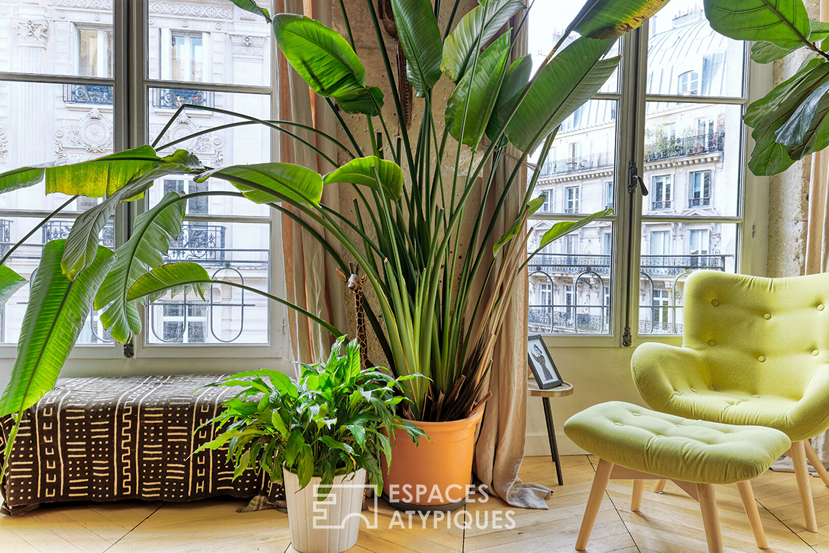 Typical character apartment in Montorgueil – Etienne Marcel