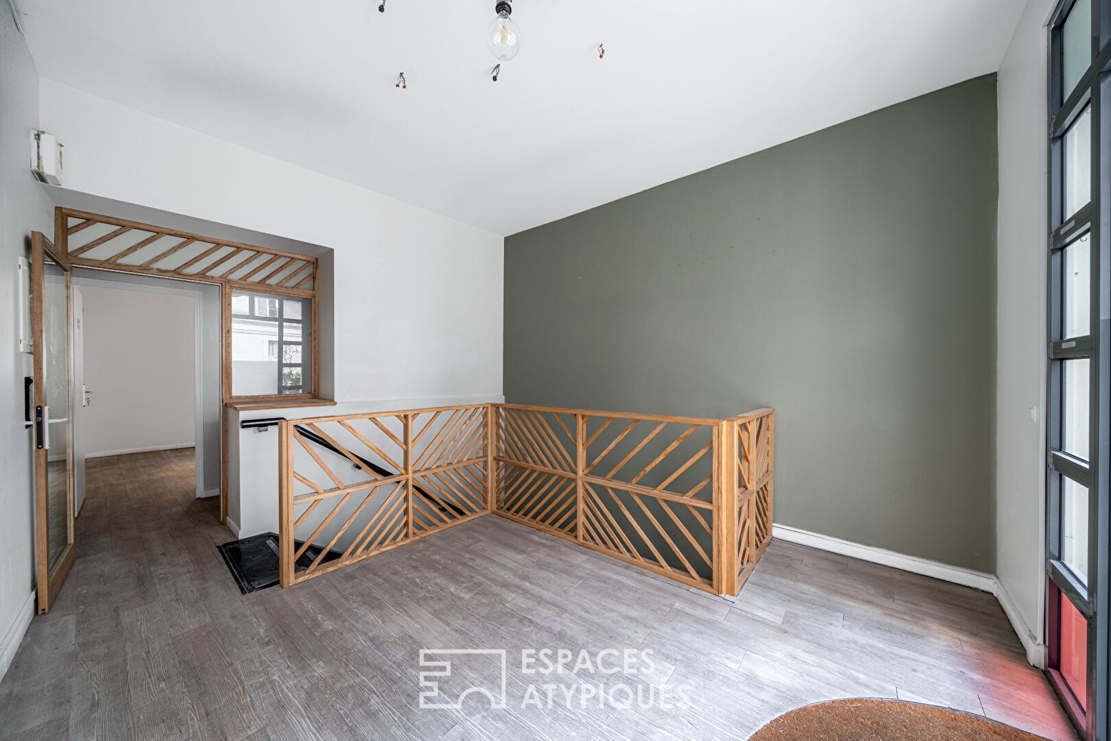 Local commercial en duplex avec verrière – Miromesnil / Villiers