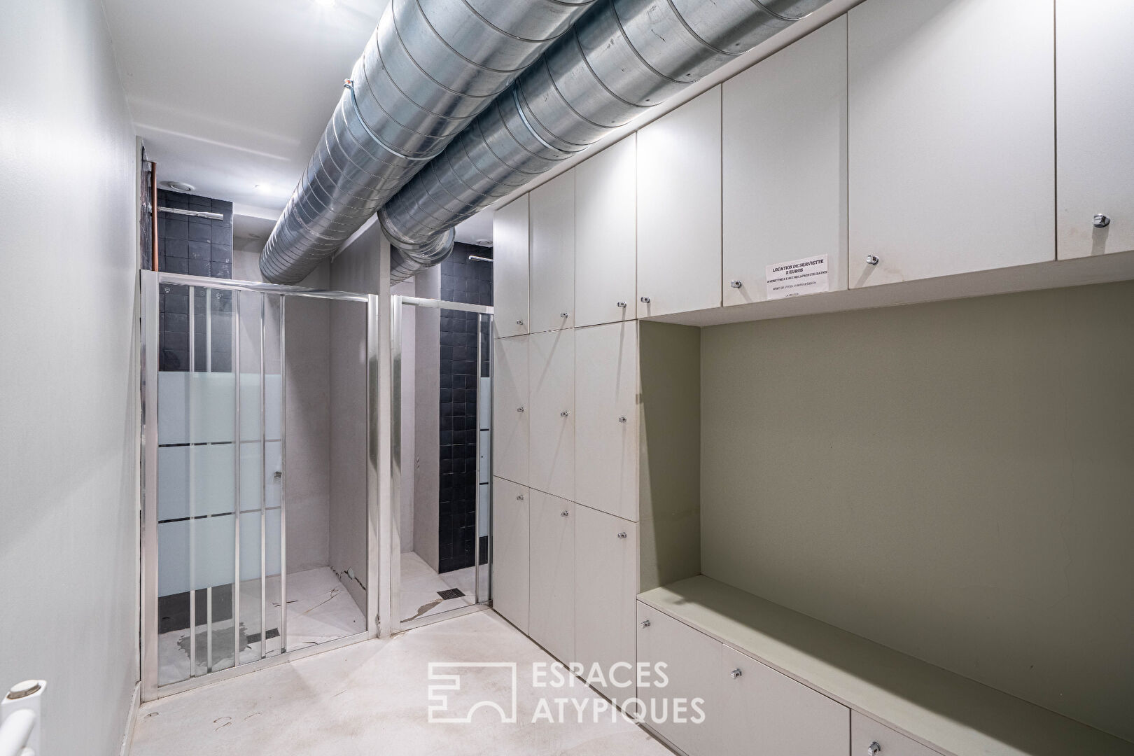 Local commercial en duplex avec verrière – Miromesnil / Villiers