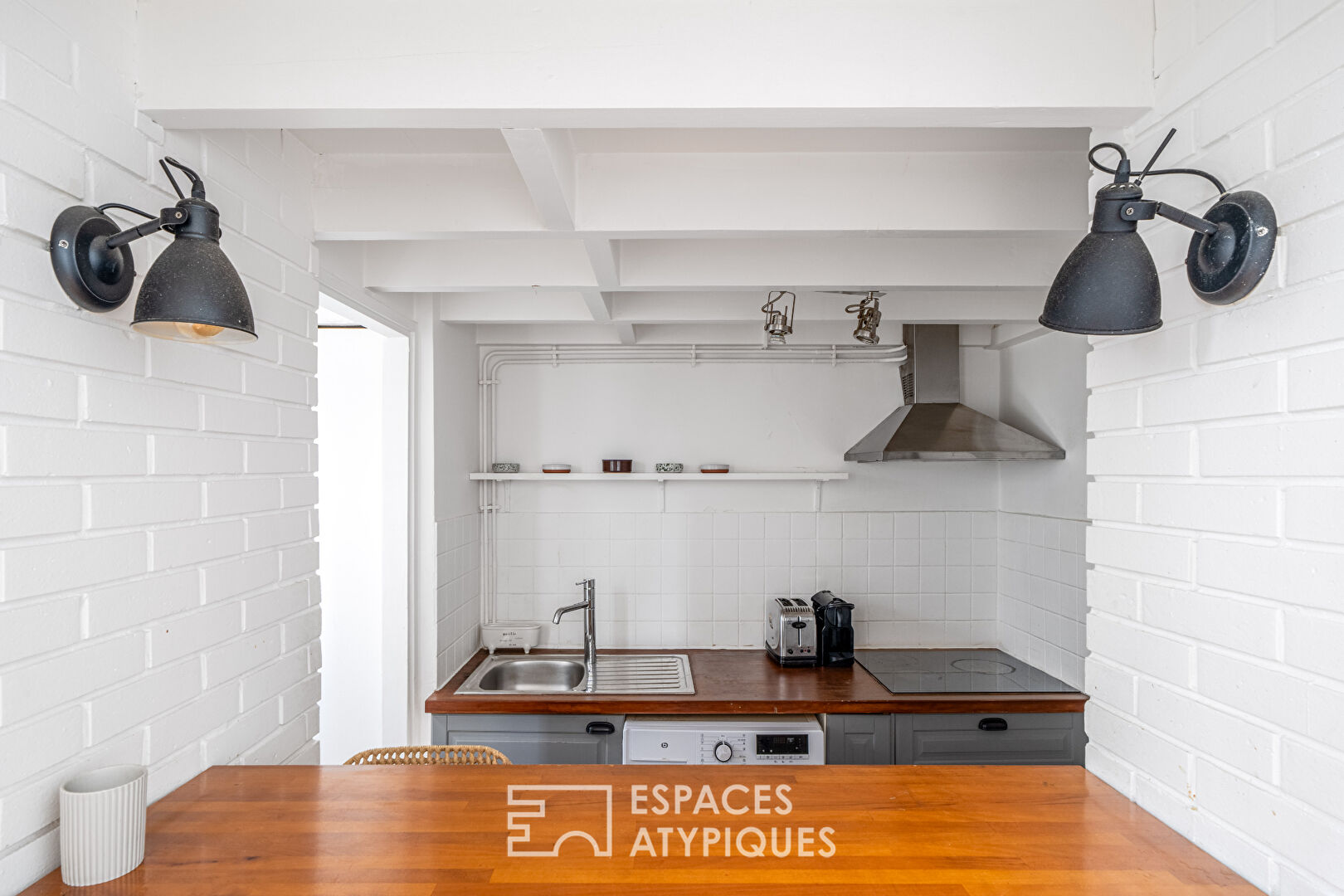 Maisonnette sur cour au coeur des Batignolles