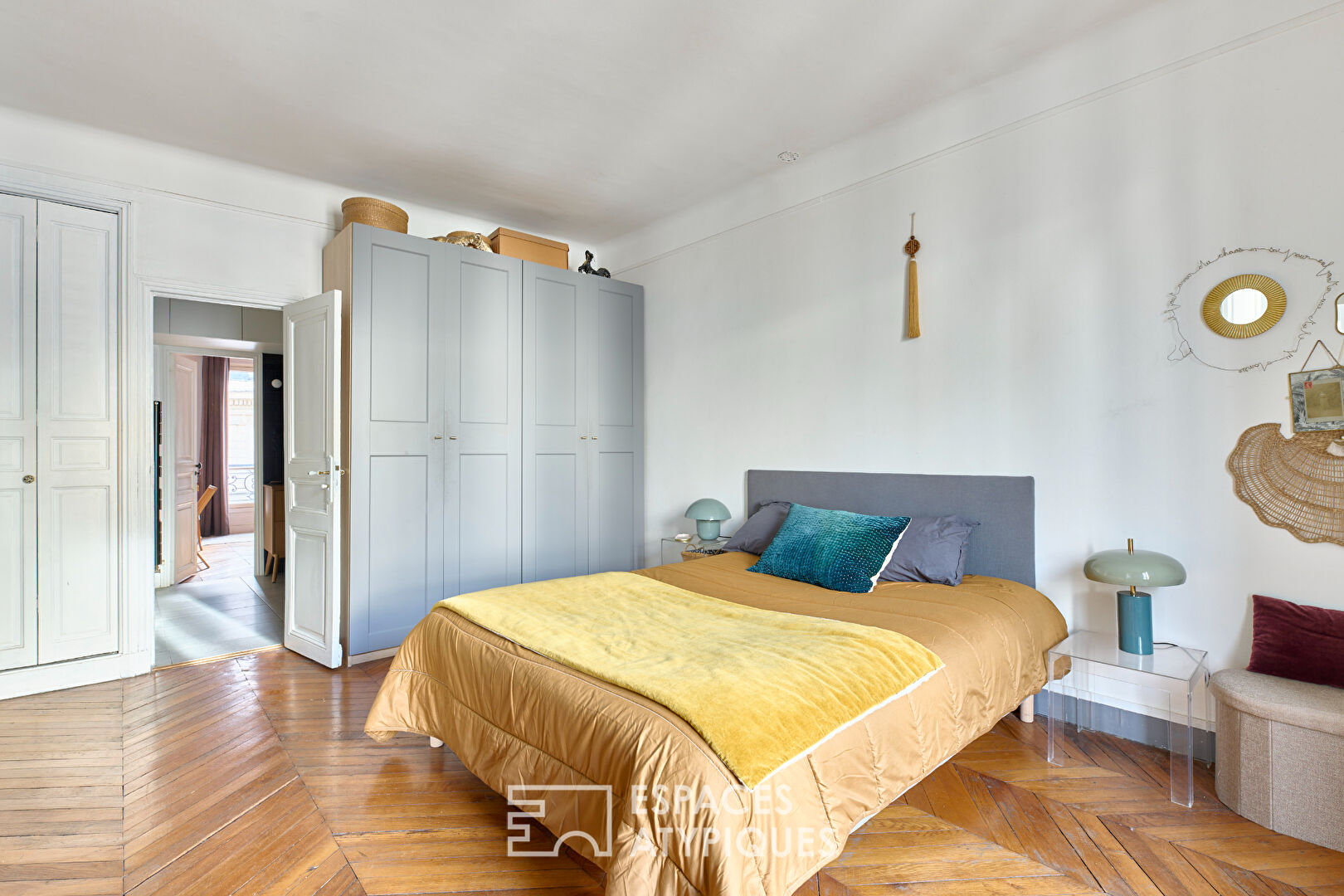 Haussmannien d’artiste avec balcon – Madeleine / Saint-Augustin