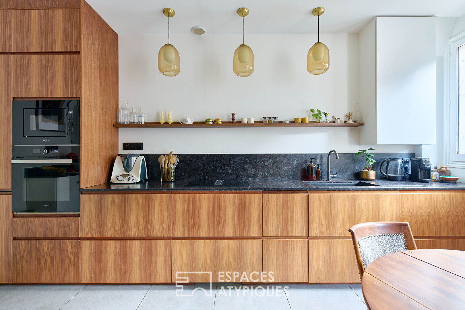 Haussmannien d’artiste avec balcon – Madeleine / Saint-Augustin