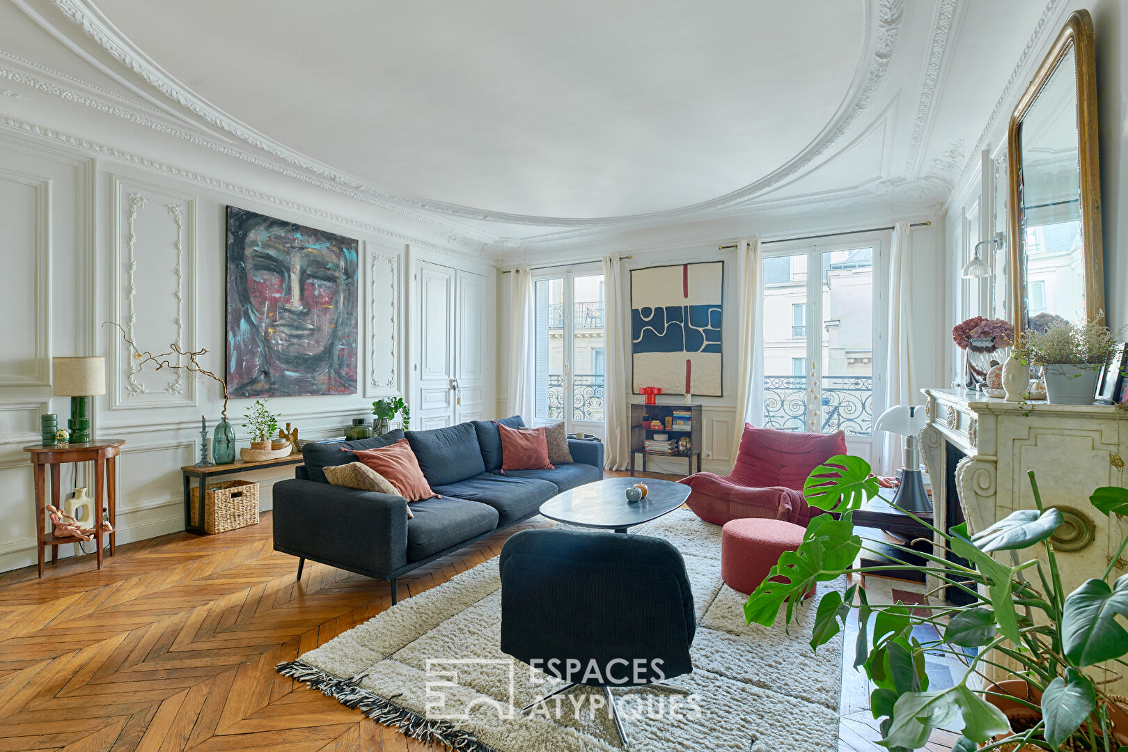 Haussmannien d’artiste avec balcon – Madeleine / Saint-Augustin