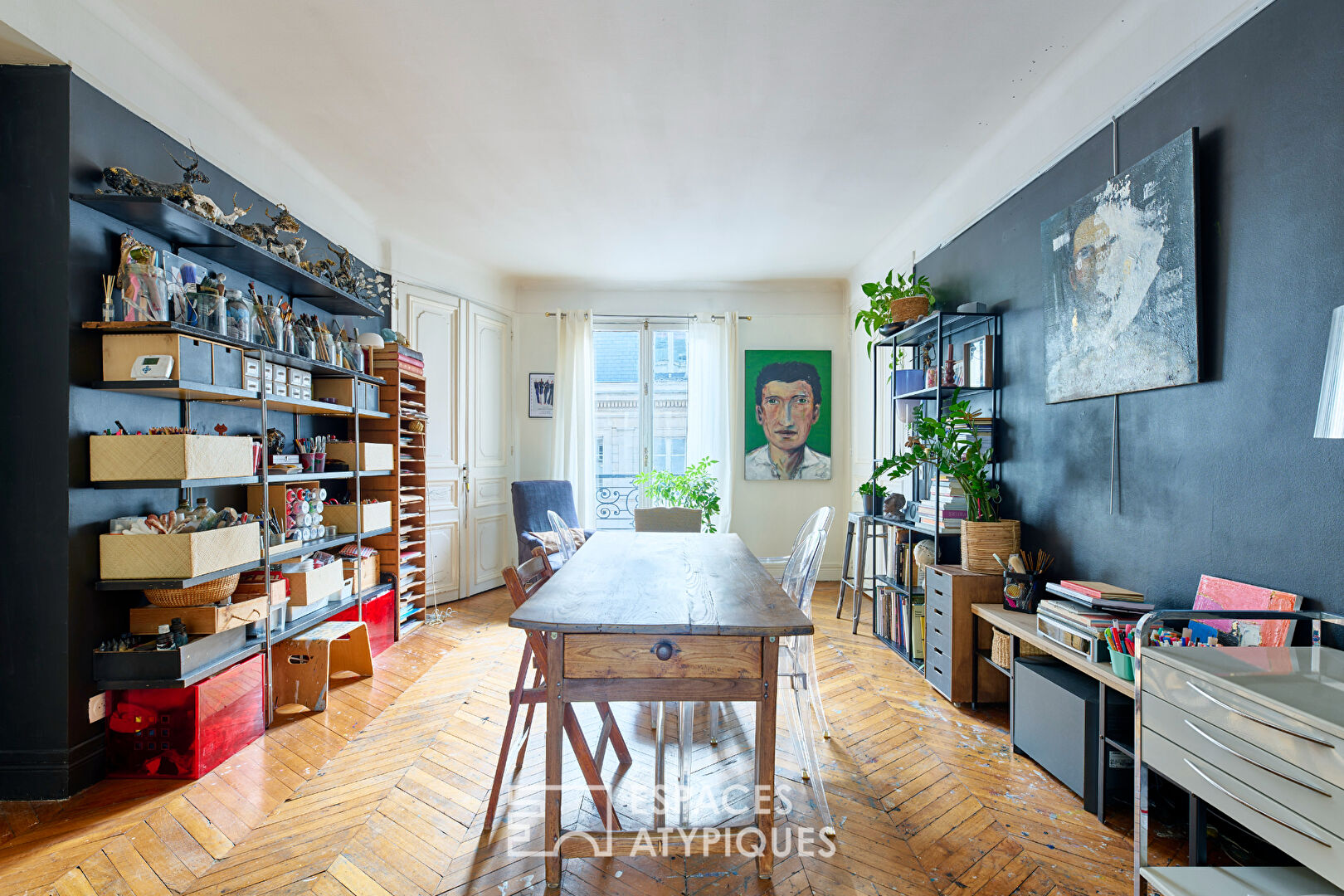 Haussmannien d’artiste avec balcon – Madeleine / Saint-Augustin