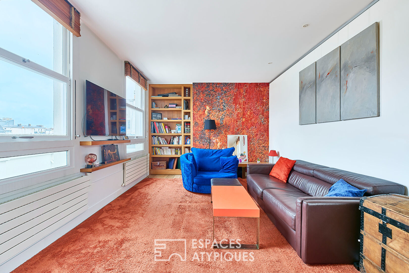 Dernier étage traversant avec terrasse – Quartier Montorgueil