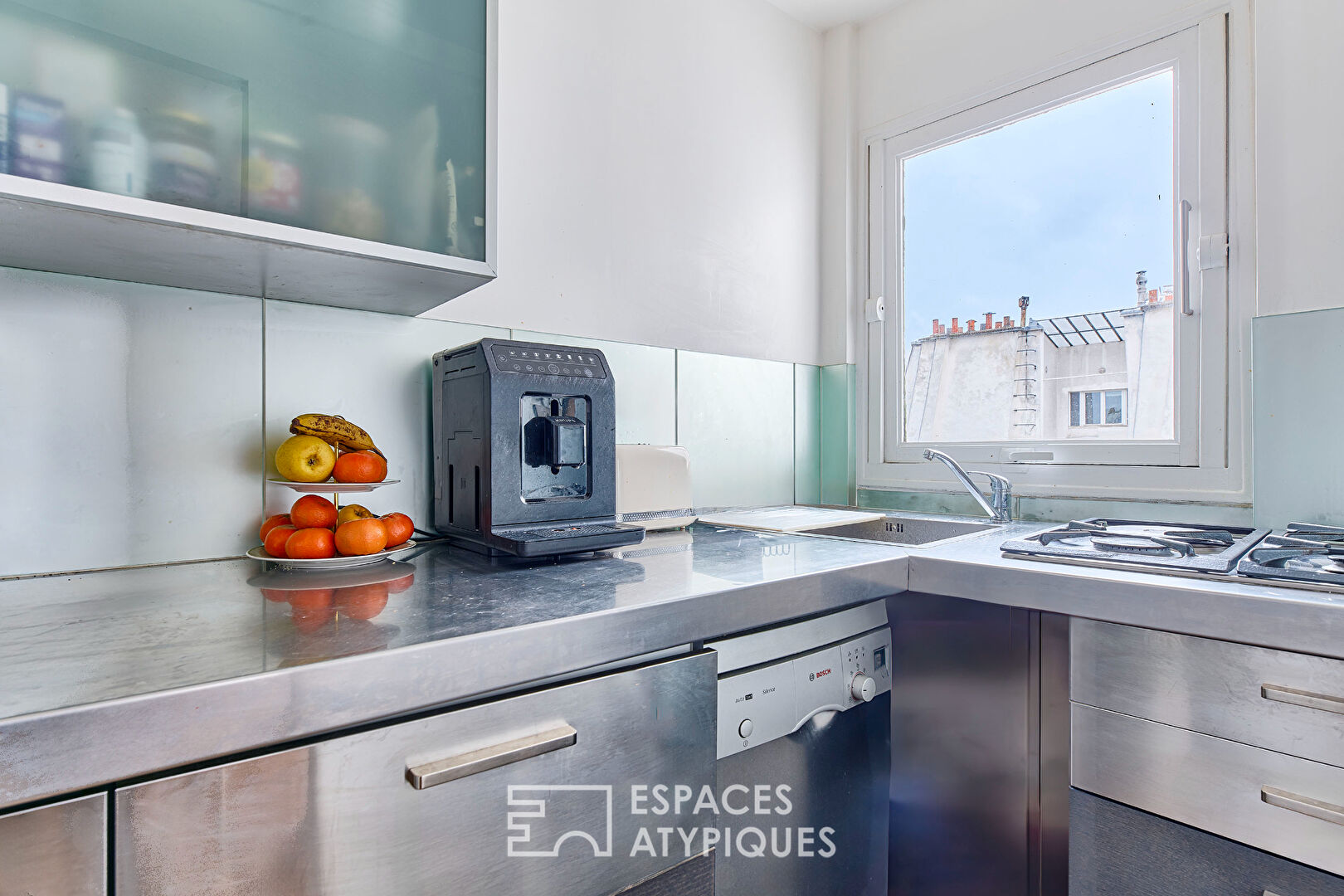 Dernier étage traversant avec terrasse – Quartier Montorgueil