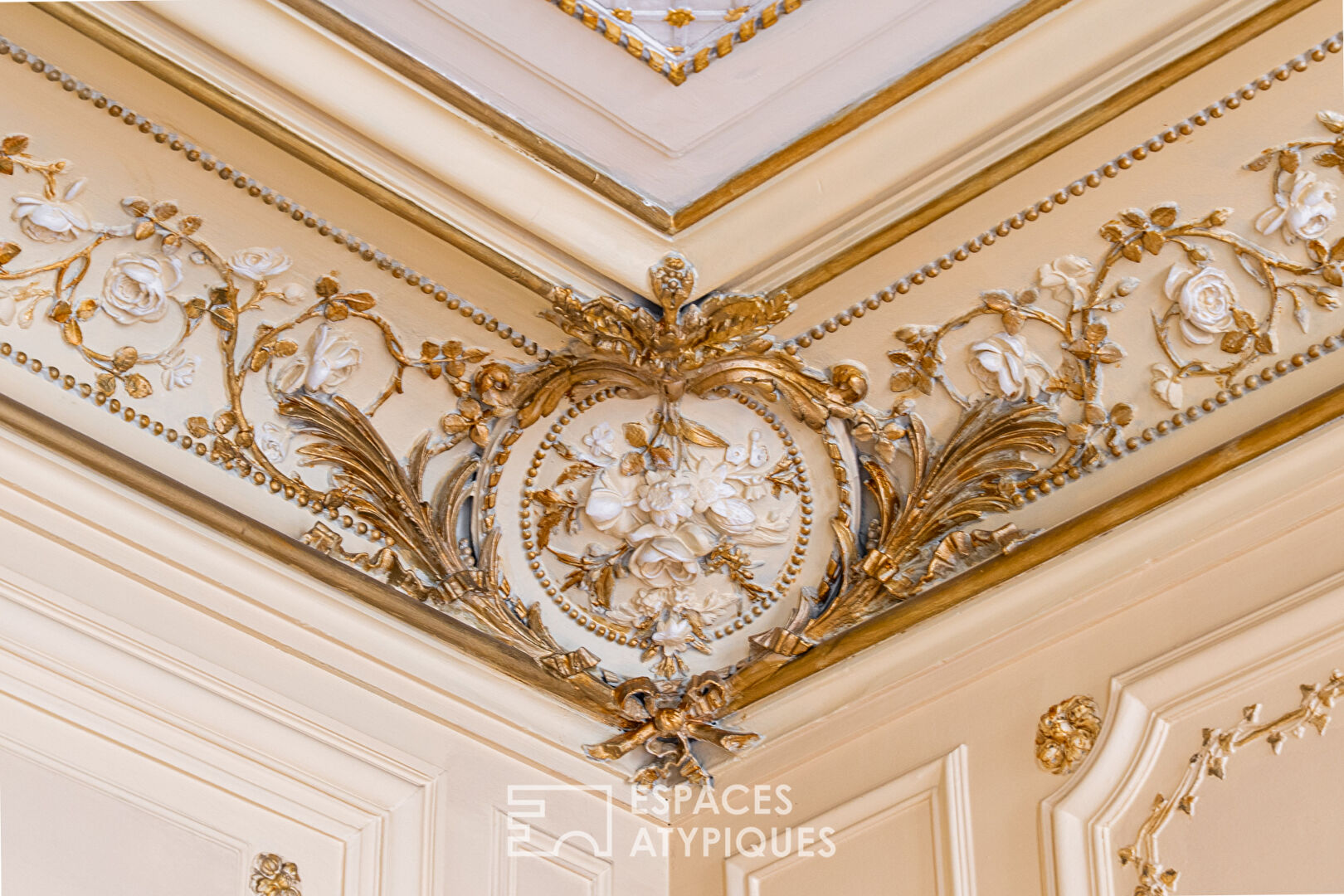 Haussmannien à réinterpréter avec balcons – Quartier Faubourg du Roule