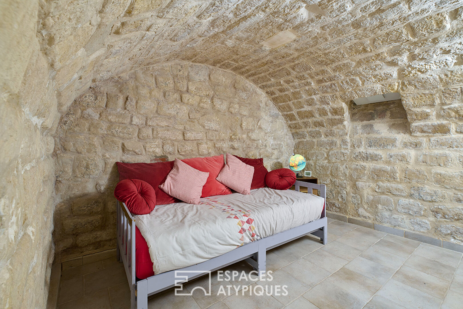 Triplex avec extérieurs au coeur des Abbesses