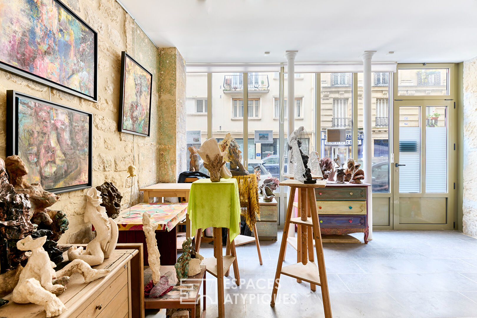 Appartement-atelier avec cour privative à Jules Joffrin