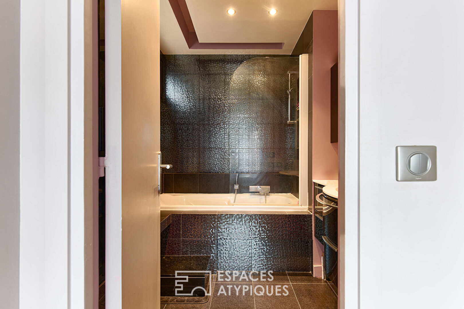 Duplex avec extérieurs, rooftop et vues Tour Eiffel – Maison de la Radio