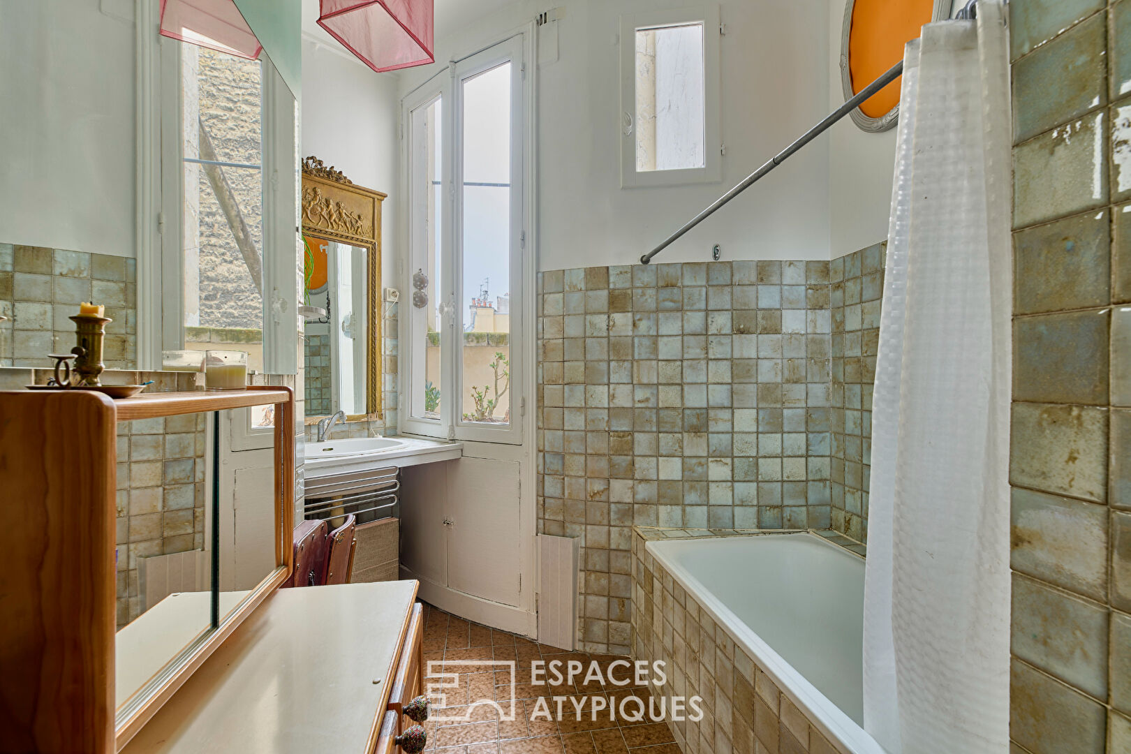 Cachet de l&rsquo;ancien et vues dégagées au coeur de Bonne-Nouvelle