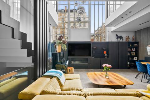 Ancien atelier d’artiste aménagé en loft familial d’exception – Wagram-Pereire