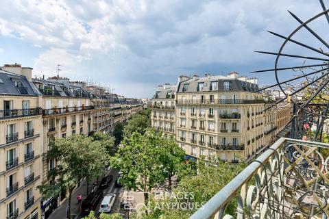 Bright, top-floor duplex apartment with balcony – Maubeuge-Martyrs district