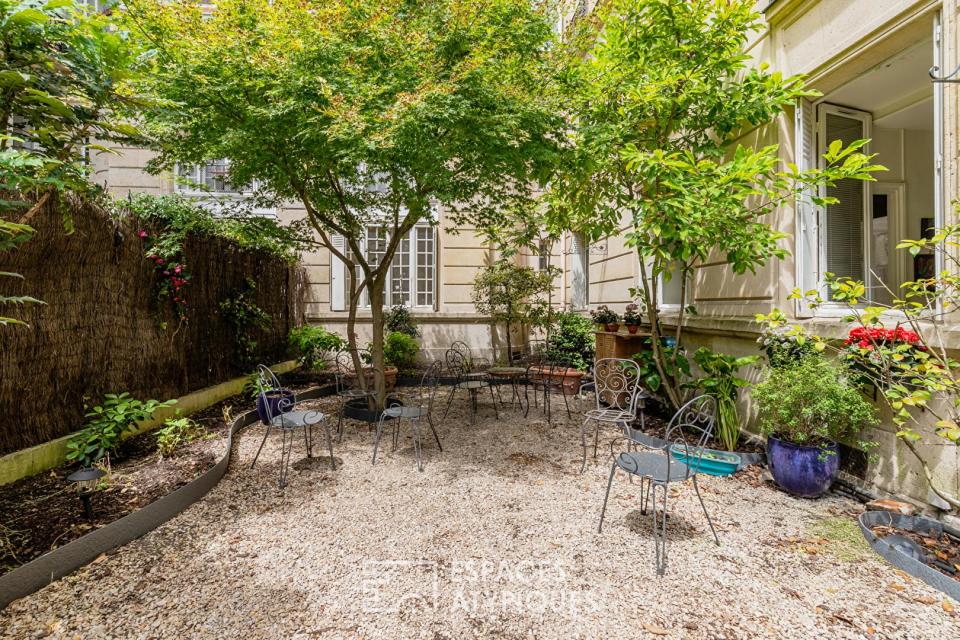 L'élégance d'un rez-de-jardin à deux pas du Parc Monceau