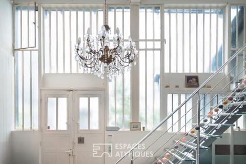 Ancien atelier d&rsquo;artiste aménagé en duplex – Plaine Monceau