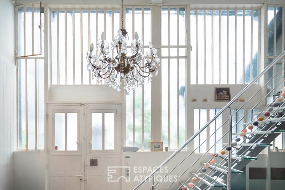 Ancien atelier d'artiste aménager en duplex - Plaine Monceau