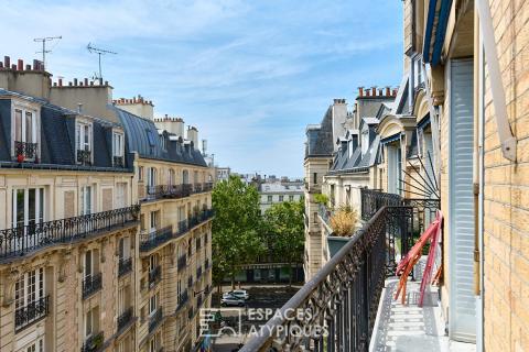 Haussmannian elevation with long balcony- Grandes-Carrières
