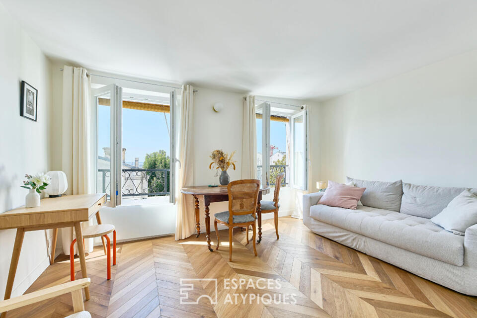 Appartement d'angle avec vue au coeur des Abbesses