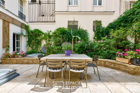 Family duplex with green terrace near Place de la Madeleine