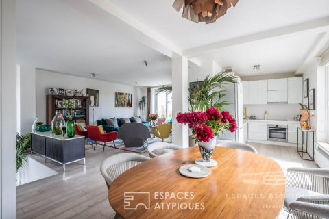 Duplex avec terrasse dans immeuble d’architecte de renom