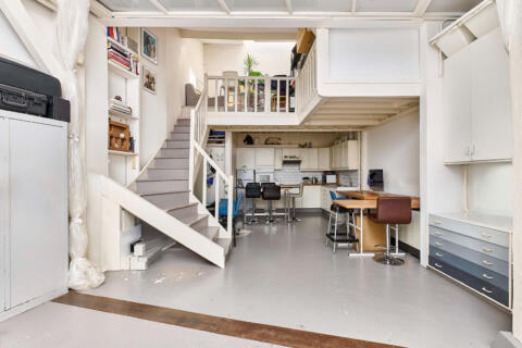 Atelier d&rsquo;artiste sous verrières – Lamarck-Caulaincourt