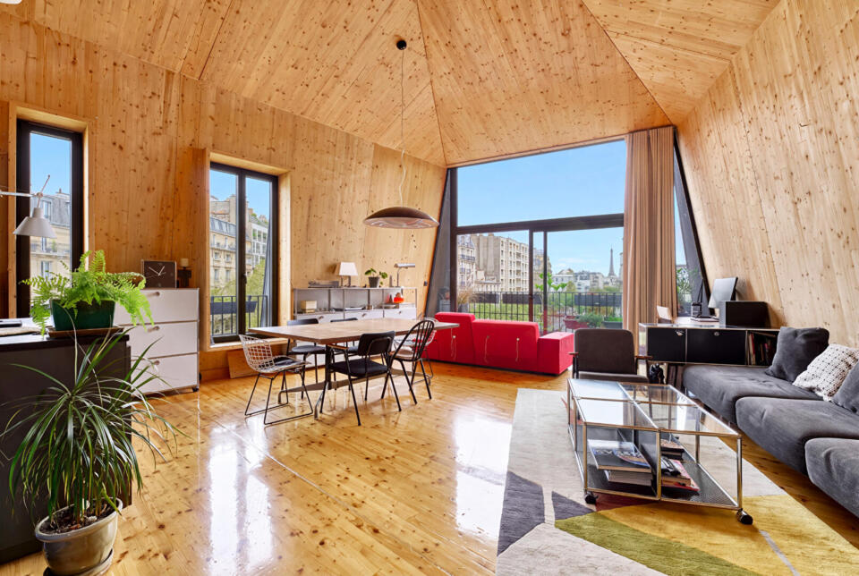 Esprit chalet contemporain d'architecte en dernier étage avec vue tour Eiffel - Auteuil Sud