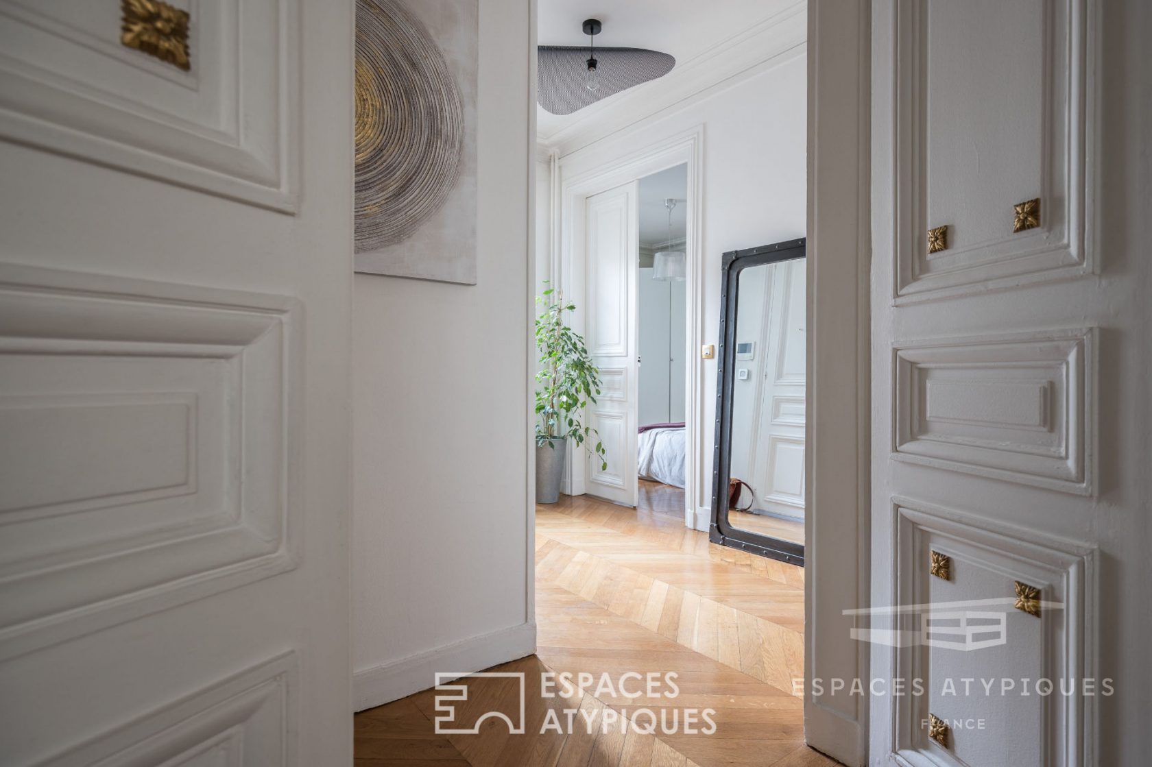 Appartement rénové à côté de l’Etoile