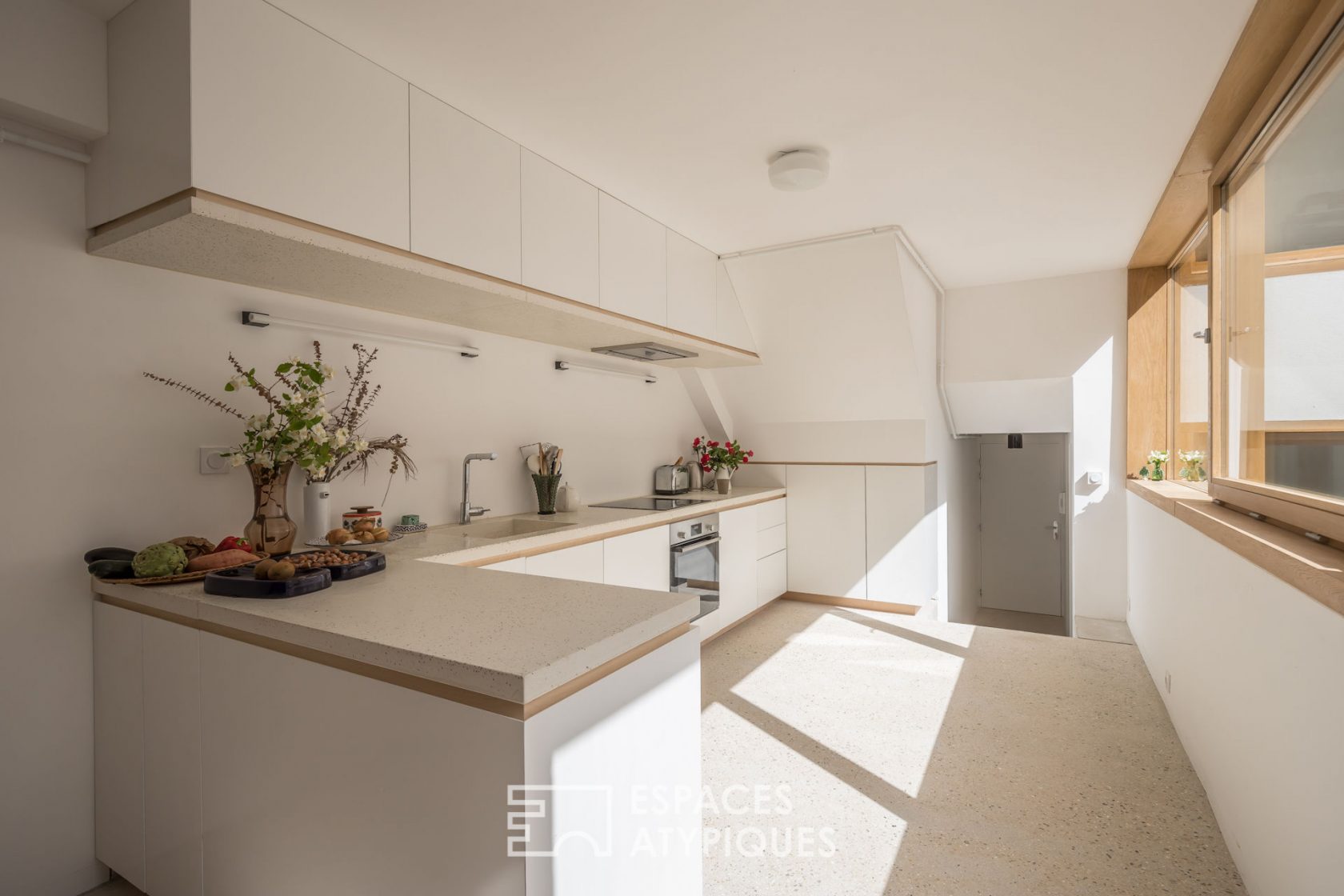 Contemporary house-style duplex with terraces