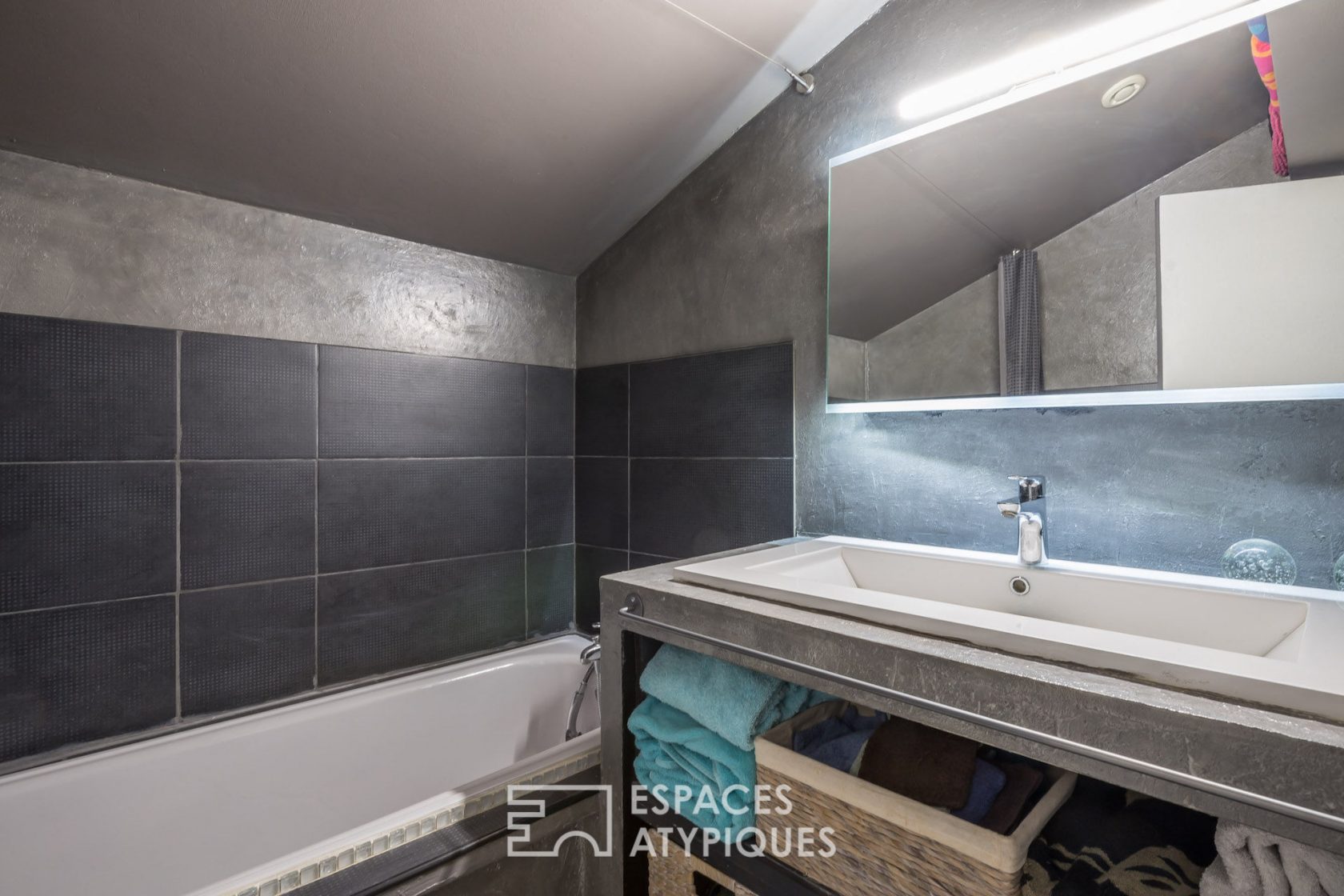 Triplex townhouse in the heart of Clamart