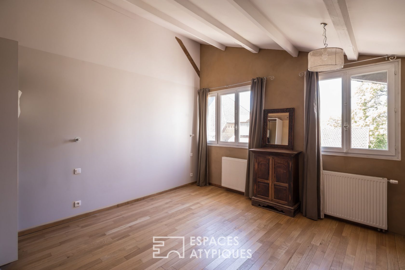 House-loft with garden and terrace in former printing works