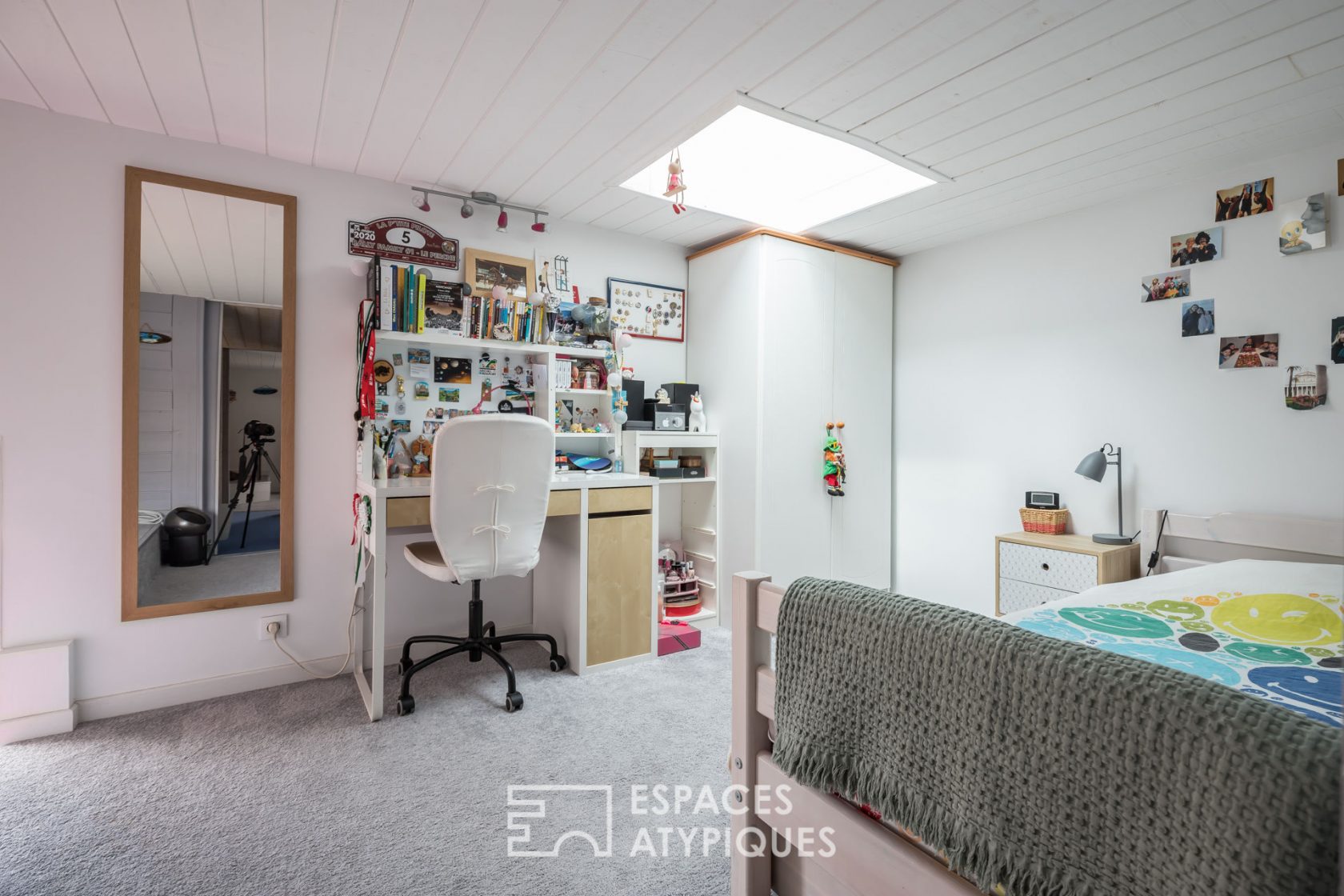 Maison contemporaine esprit bateau avec jardin et terrasses