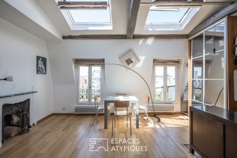 Reverse duplex on the top floors with views