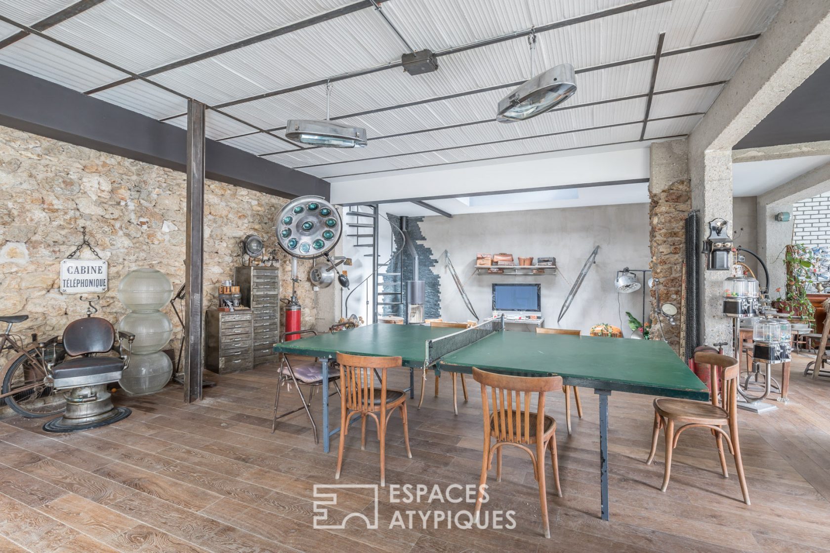 Loft esprit maison avec jardin et terrasse