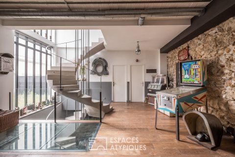 House-style loft with garden and terrace