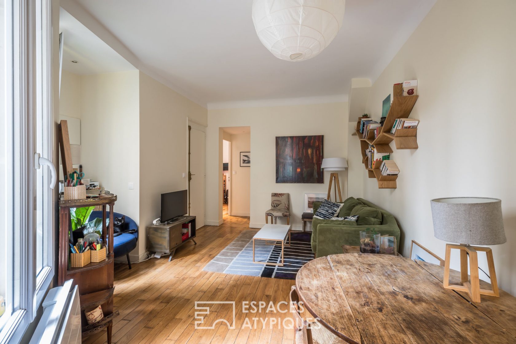 Apartment with courtyard at Jules Joffrin