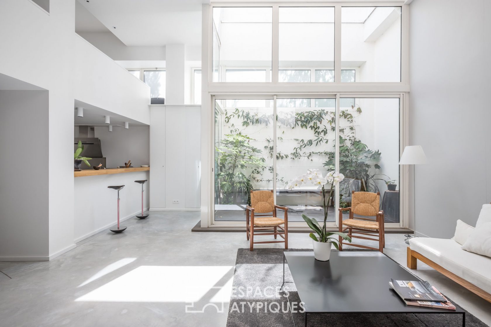 Inverted duplex loft in a former warehouse