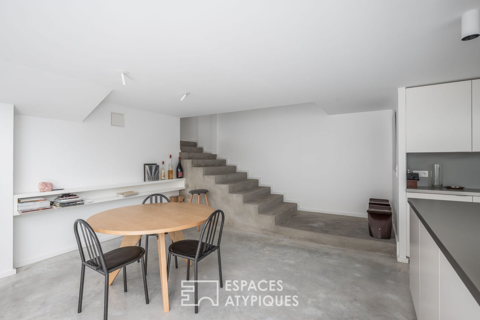 Inverted duplex loft in a former warehouse