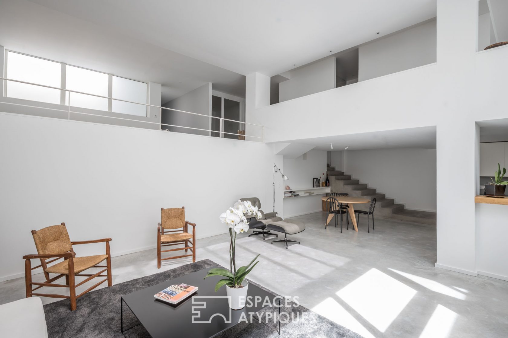 Inverted duplex loft in a former warehouse