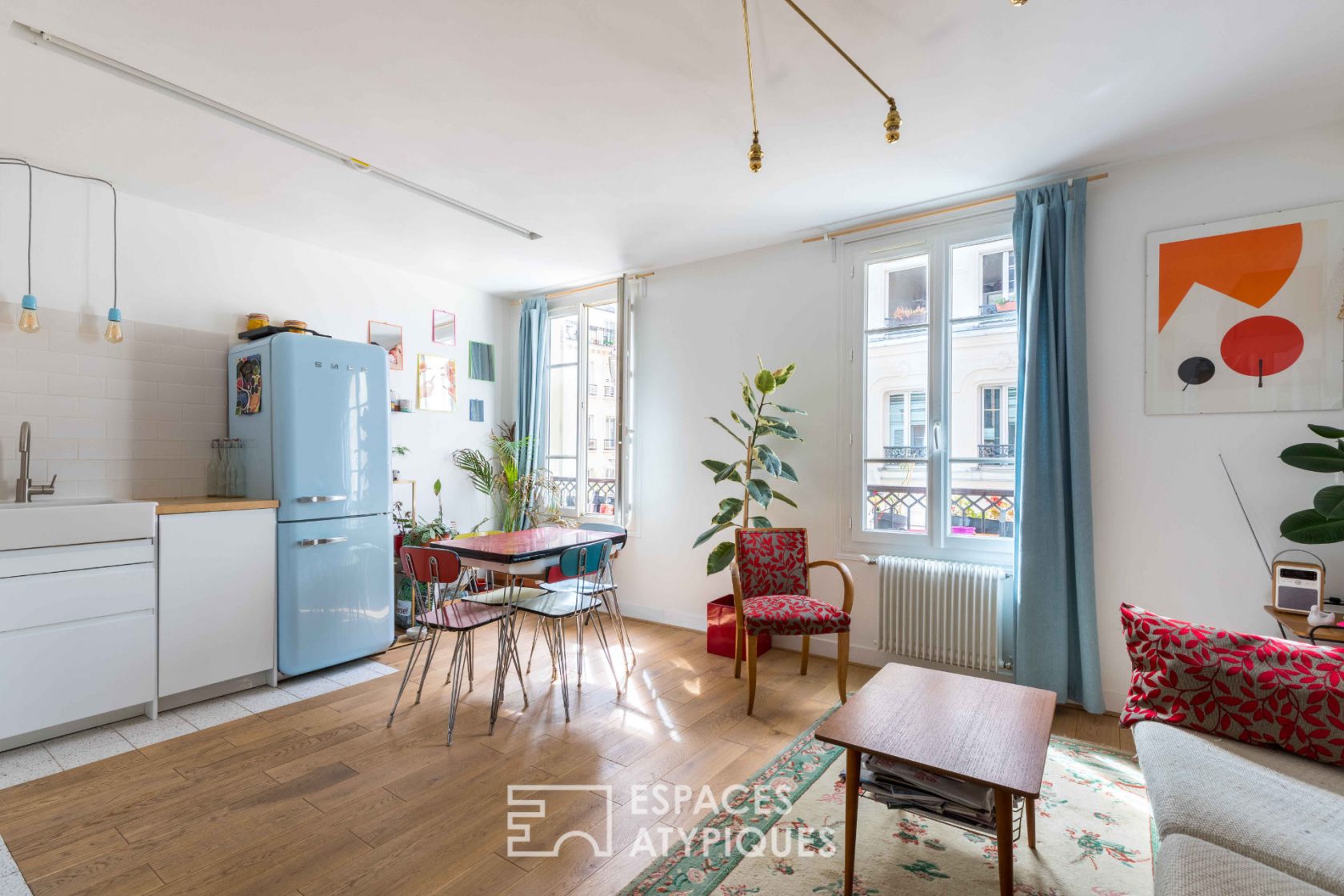 Apartment revisited in a “vintage” spirit
