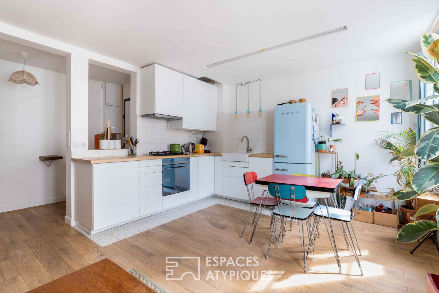 Apartment revisited in a “vintage” spirit