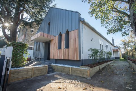 Former chapel rehabilitated with terrace and garden