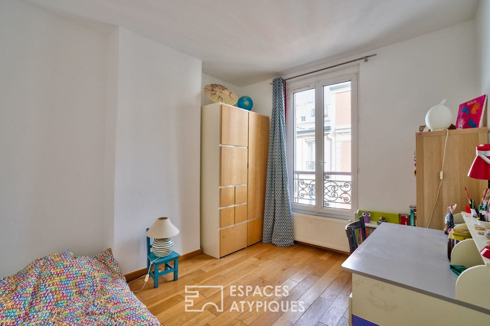 Dernier étage en duplex avec mini terrasse