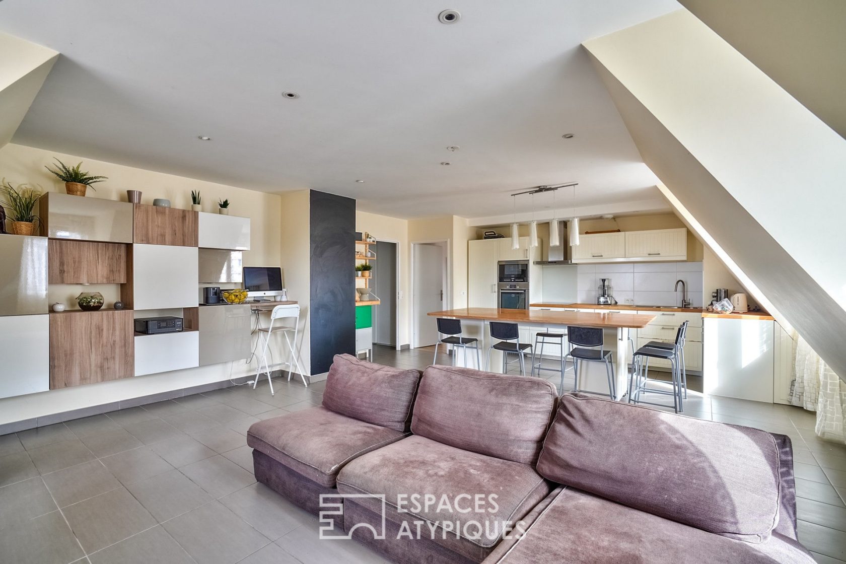 Family apartment on the top floor
