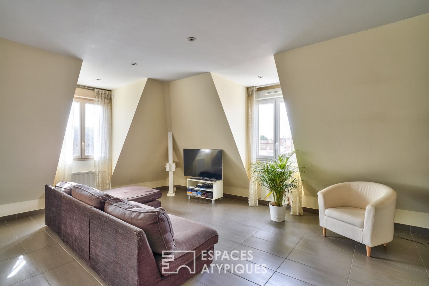 Family apartment on the top floor