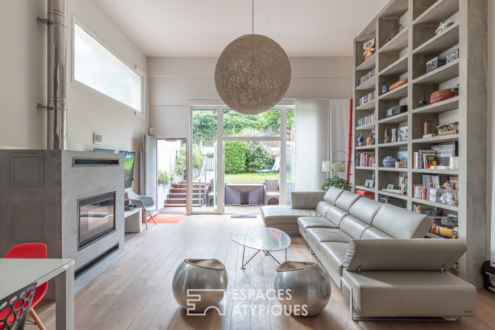 Loft with garden and terrace in a former printing house