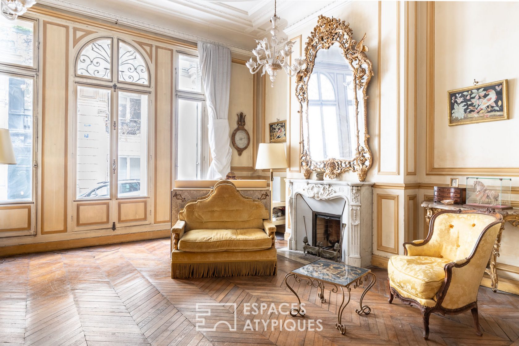 Appartement en open-space dans un ancien hôtel particulier