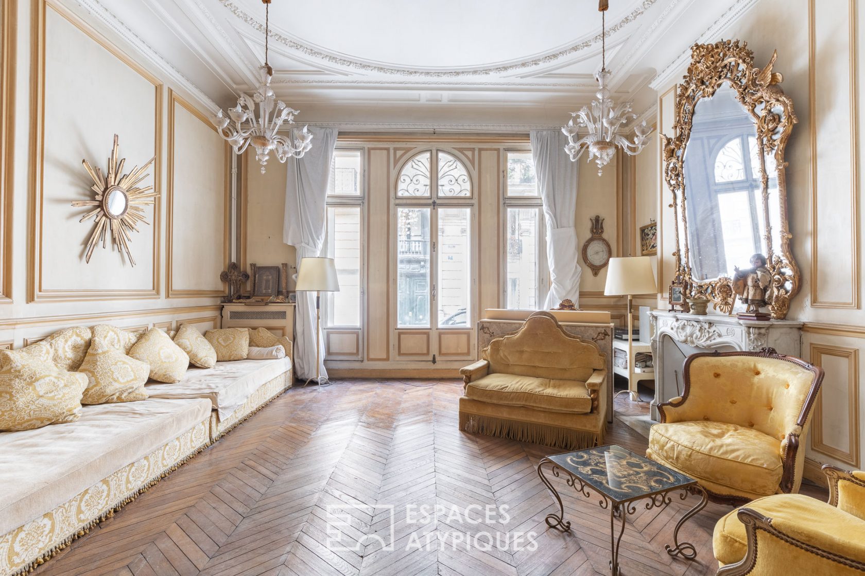 Appartement en open-space dans un ancien hôtel particulier