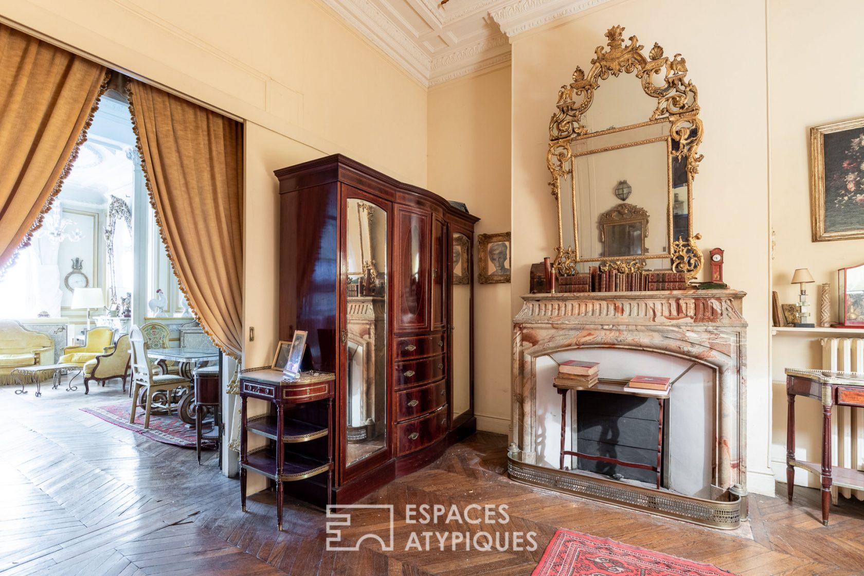 Appartement en open-space dans un ancien hôtel particulier