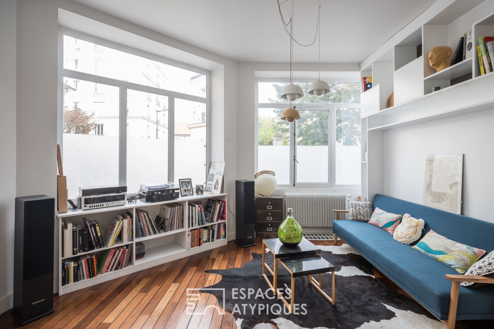 Former laboratory transformed into a loft-style duplex